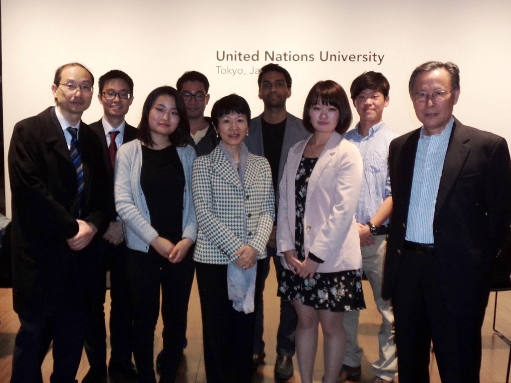 Professor Akiko Yuge and her students of Hosei University were among the participants.