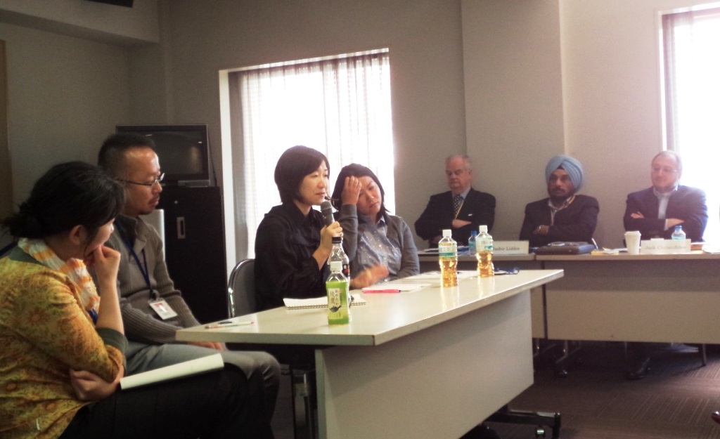 Megumi Yoshii, Special Assistant to the Principal Deputy SRSG, UN Operation in Côte d'Ivoire (UNOCI), along with Ayako Kagawa, Geographic Information Officer, Department of Field Support (UNDFS), Hiroyuki Saito, Head of Outreach Unit, United Nations Mission in South Sudan (UNMISS) and Ms. Aki Notake, Logistics Officer, United Nations Support Office for AMISOM speak about their career development. They are overseen by Major General (Retd.) Robert Gordon, Former Force Commander of UN Mission in Ethiopia and Eritrea (UNMEE), Lt. General (Retd.) Jasbir Lidder, Former Force Commander and Deputy Special Representative of the Secretary-General (Political) of UN Mission in Sudan (UNMIS), and Jack Christofides, Director of Africa 2 Division of the Office of Operations, UNDPKO